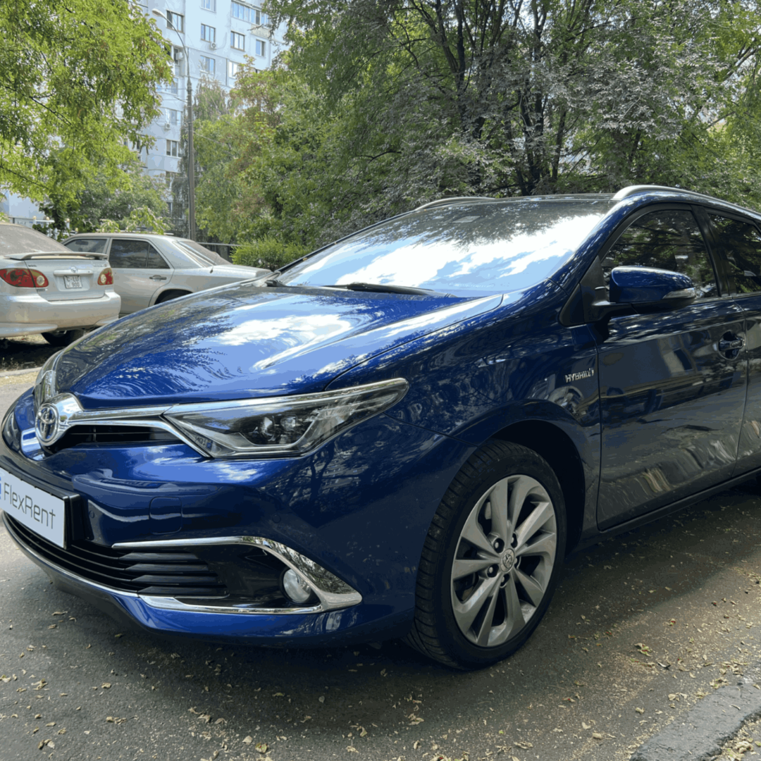 Toyota Auris1