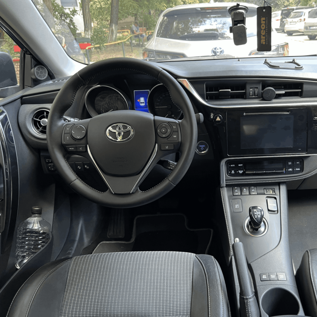 Toyota Auris4